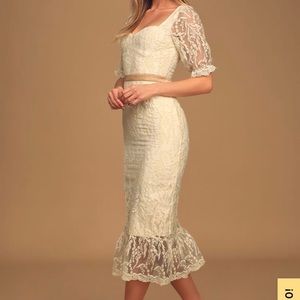 NWT Lulu’s Sweetheart Like You Midi Dress